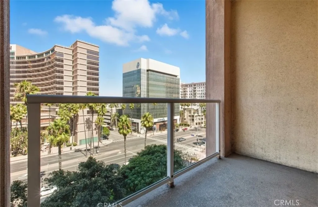 388 E Ocean 709, Long Beach, California 90802 home-pic-2