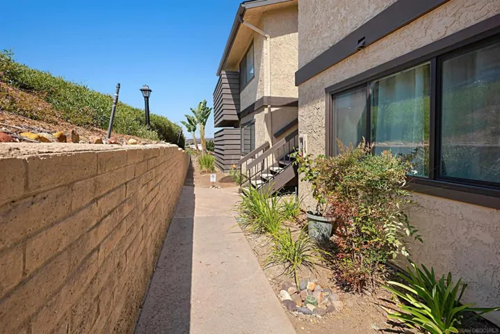 WALKWAY TO/FROM UNIT ENTRY