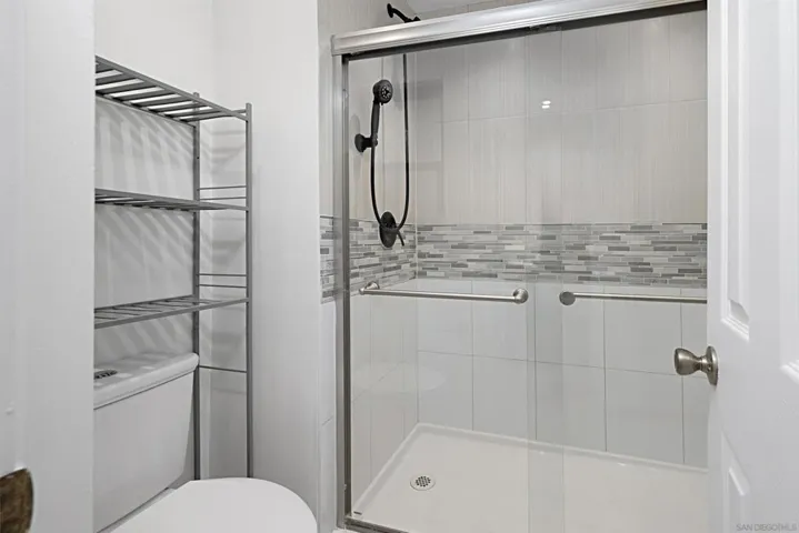 TOILET AREA & WALK-IN SHOWER