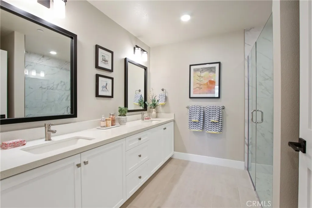 927 Deep Valley Drive 124, Rolling Hills Estates, California 90274 home-pic-2