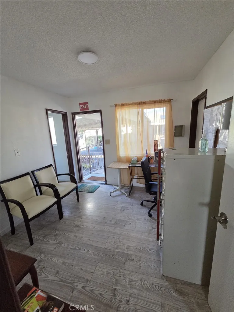 397 E Main, San Jacinto, California 92583 home-pic-23
