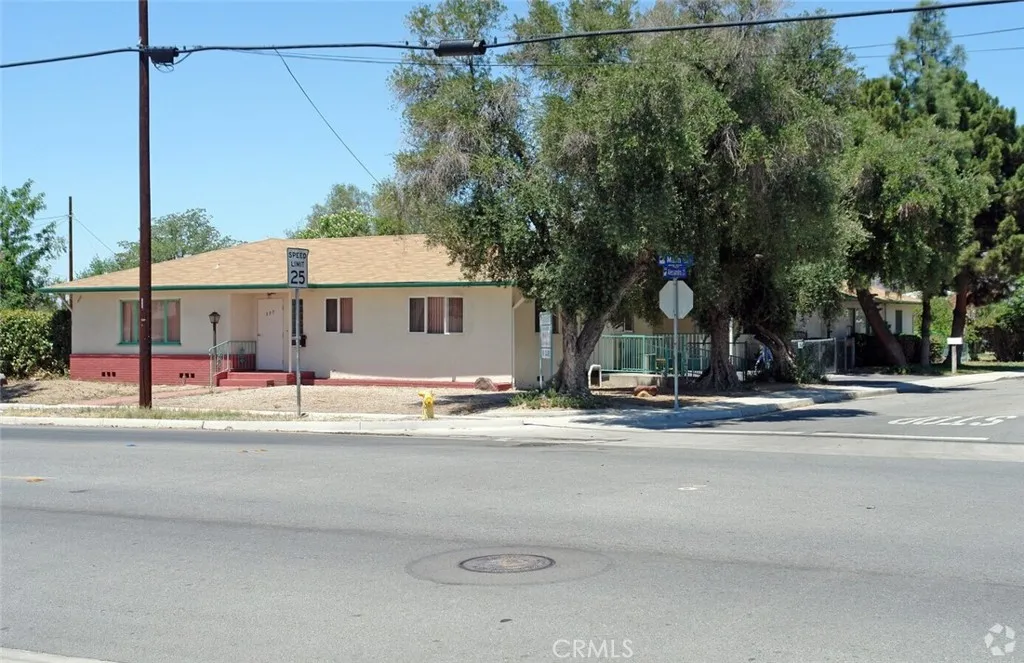 397 E Main, San Jacinto, California 92583 home-pic-3