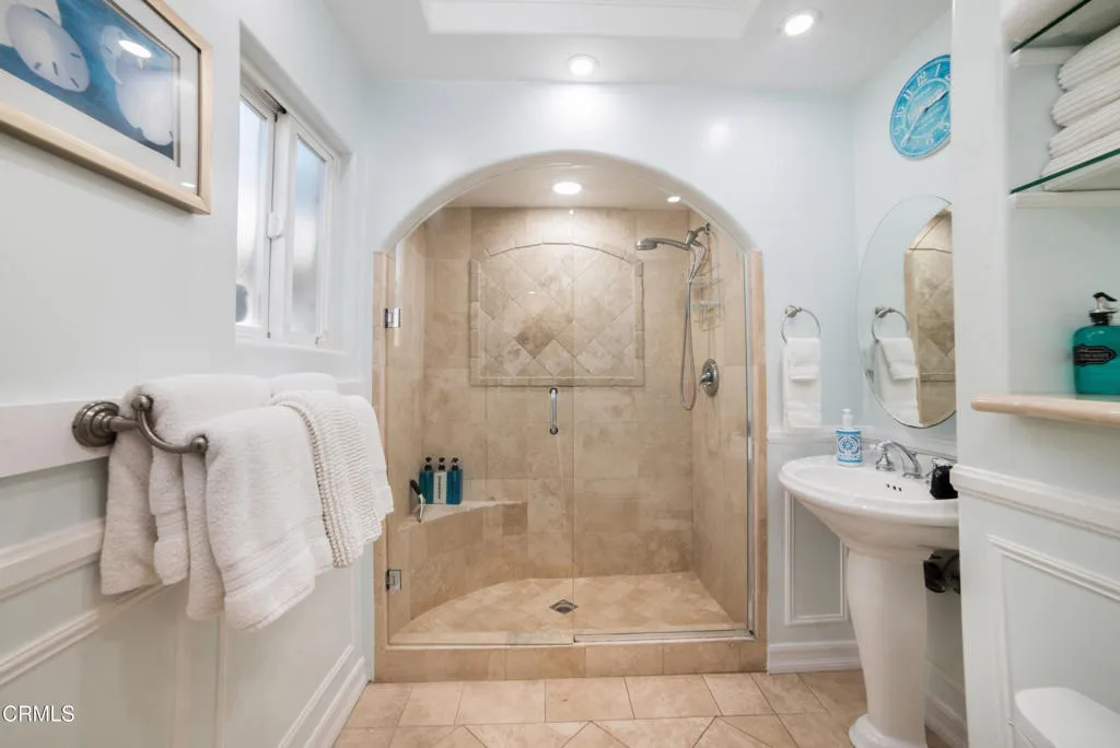 214 Pearl Street, Redondo Beach, California 90277 home-pic-24