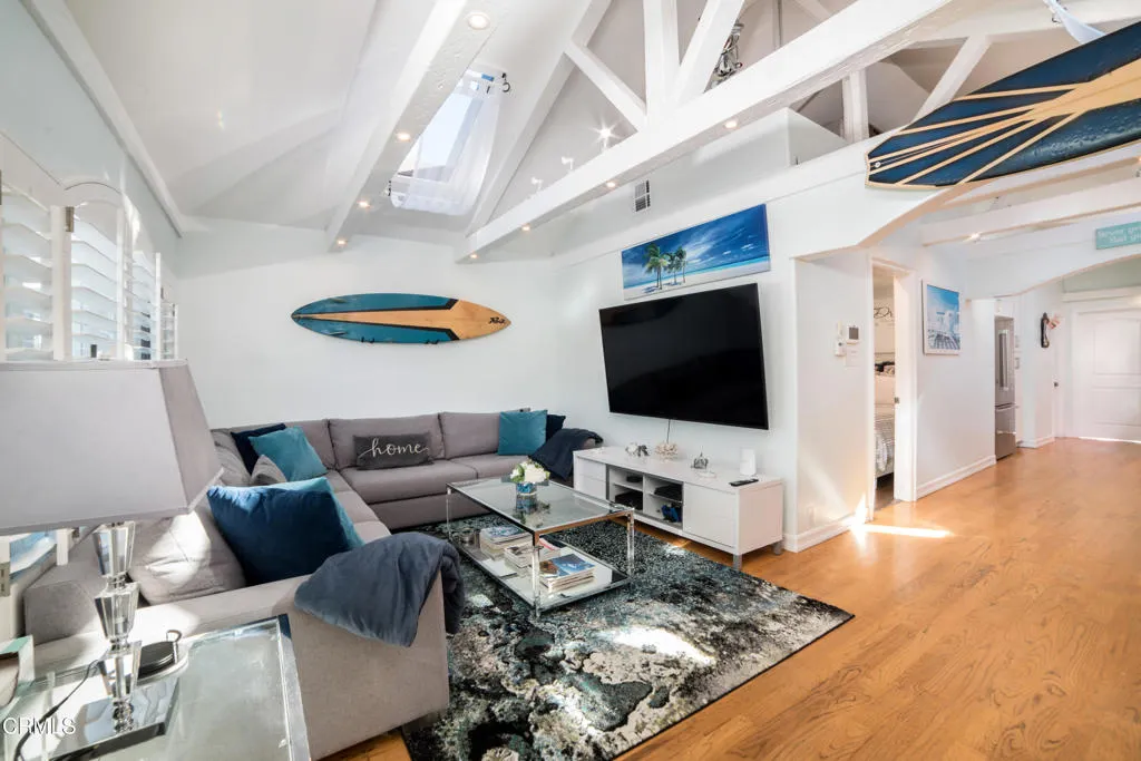 214 Pearl Street, Redondo Beach, California 90277 home-pic-6