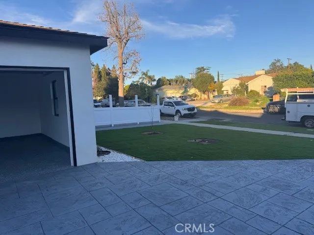 Low maintenance front yard