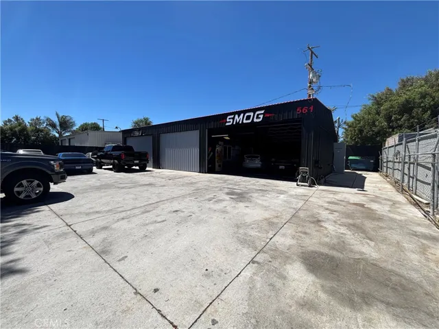 561 N Palm, Hemet, California 92543