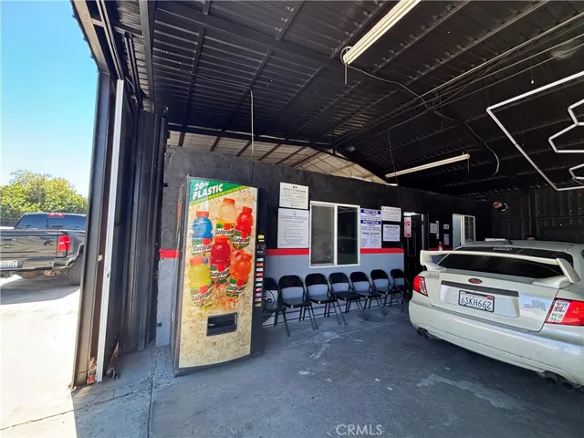 561 N Palm, Hemet, California 92543 — photo 5
