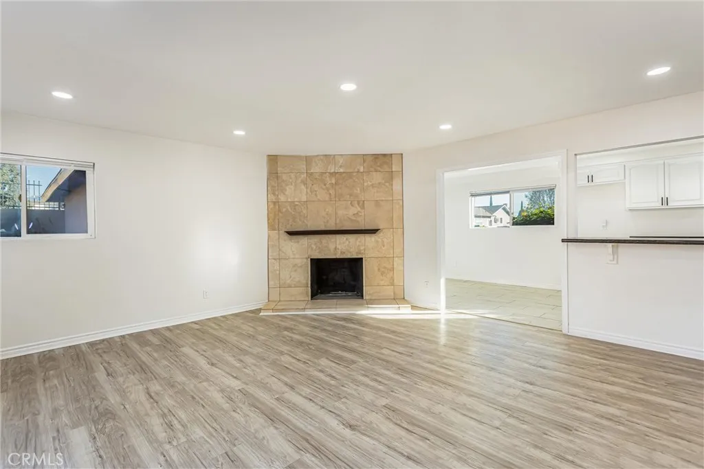 25820 Date Street E, San Bernardino, California 92404 home-pic-9