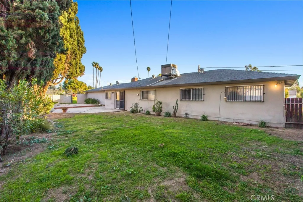 25820 Date Street E, San Bernardino, California 92404 home-pic-28