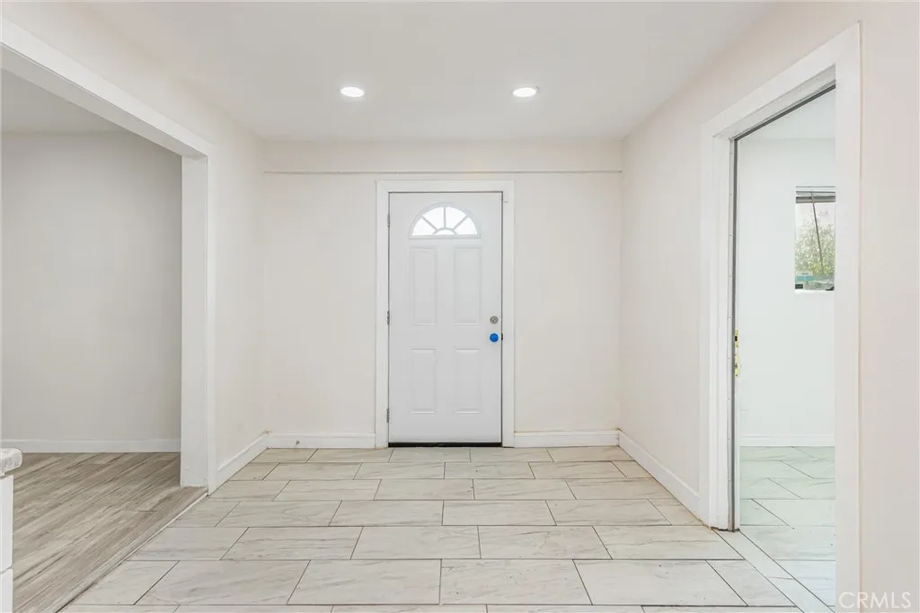 25820 Date Street E, San Bernardino, California 92404 home-pic-34