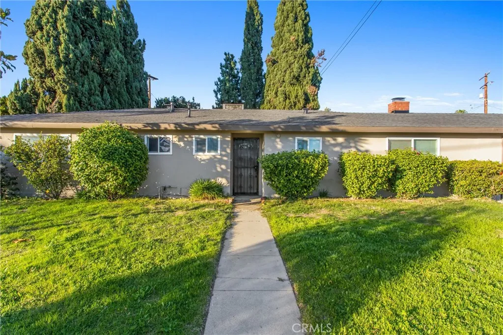 25820 Date Street E, San Bernardino, California 92404 home-pic-6