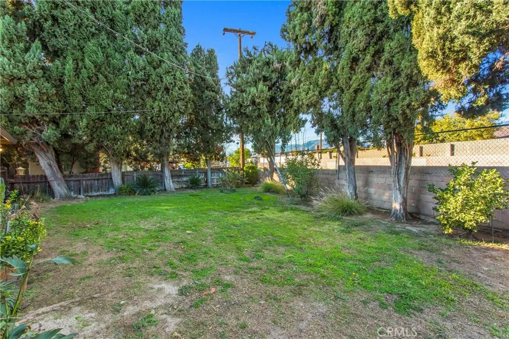 25820 Date Street E, San Bernardino, California 92404 home-pic-29