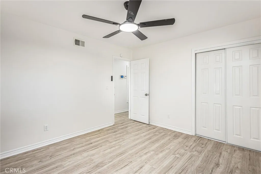 25820 Date Street E, San Bernardino, California 92404 home-pic-19