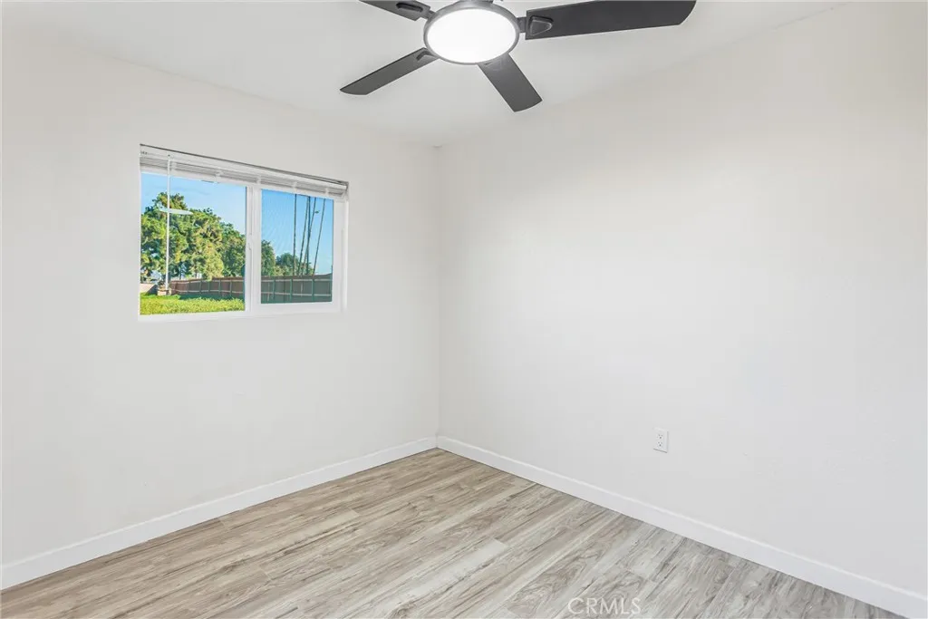 25820 Date Street E, San Bernardino, California 92404 home-pic-45