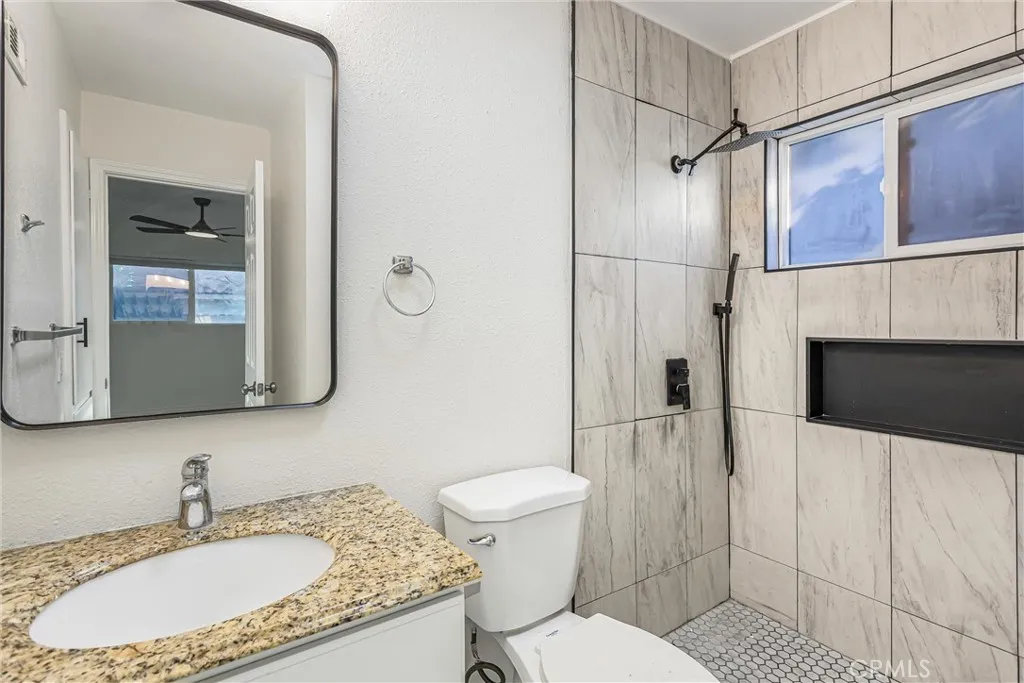 25820 Date Street E, San Bernardino, California 92404 home-pic-26