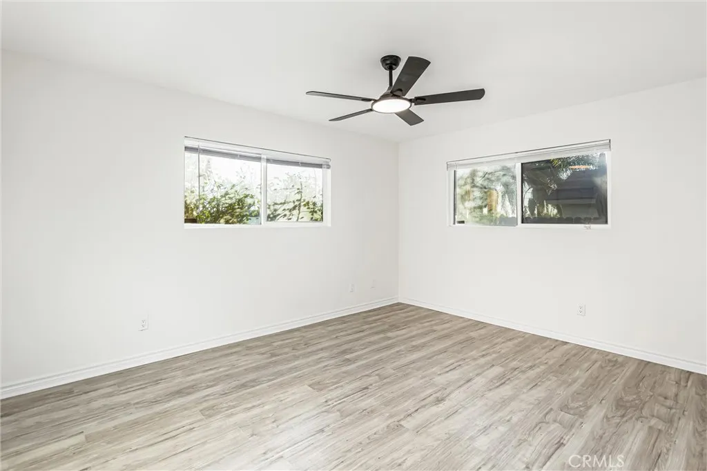 25820 Date Street E, San Bernardino, California 92404 home-pic-24