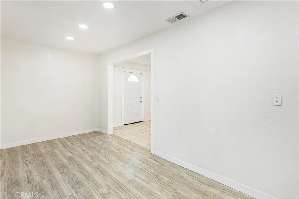 25820 Date Street E, San Bernardino, California 92404 home-pic-42