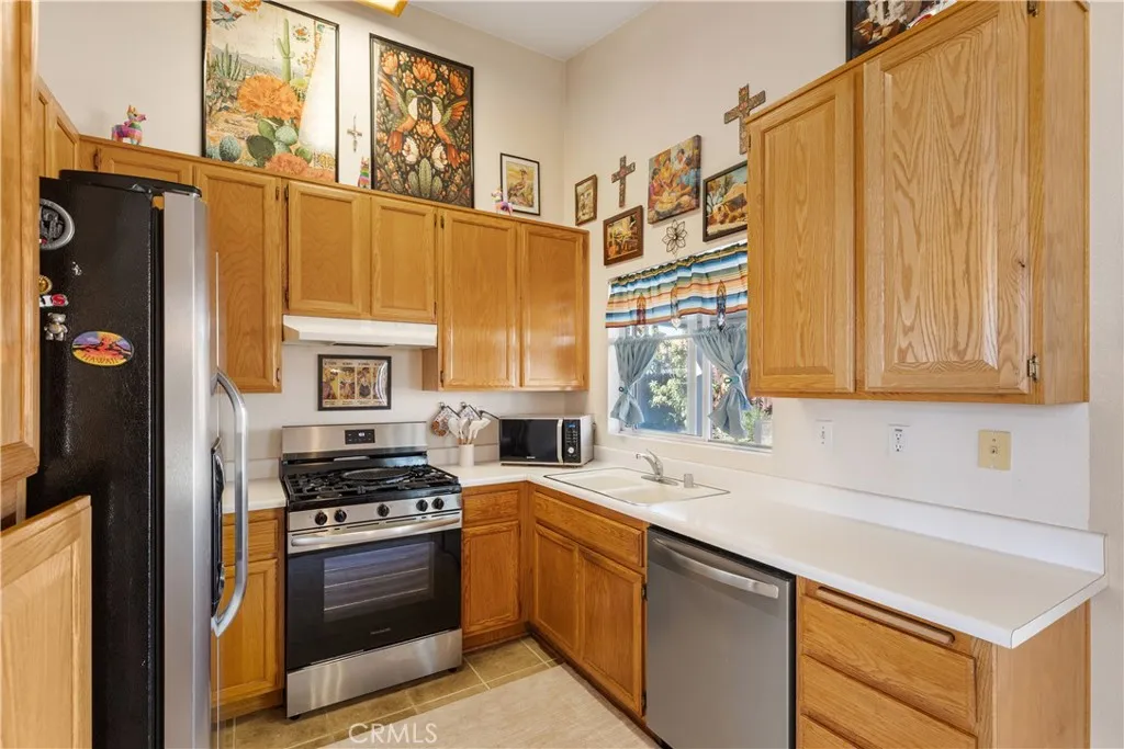 27138 Terrytown Road, Menifee, California 92586 home-pic-11