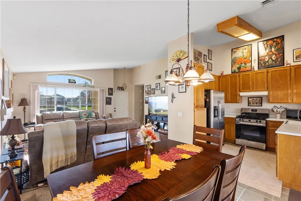 27138 Terrytown Road, Menifee, California 92586 home-pic-8