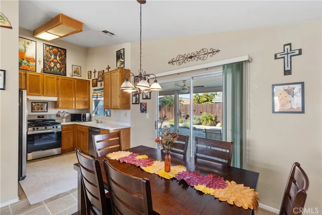 27138 Terrytown Road, Menifee, California 92586 home-pic-9
