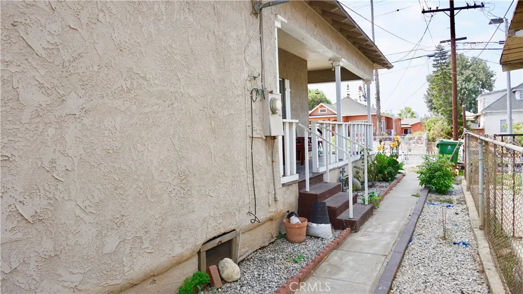448 S Evergreen, East Los Angeles, California 90033 home-pic-35