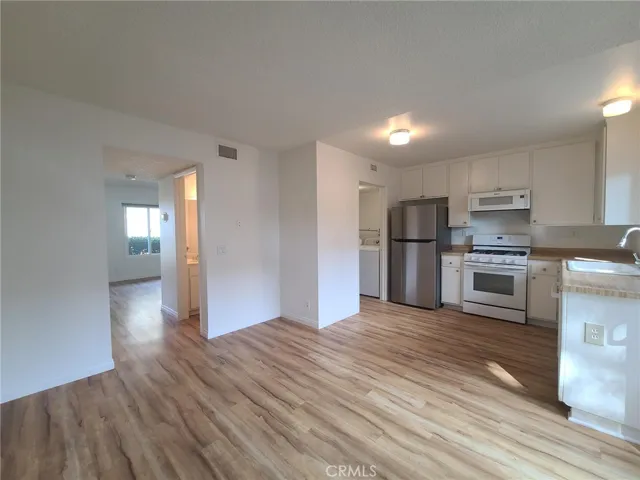 535 Serento, Thousand Oaks, California 91360