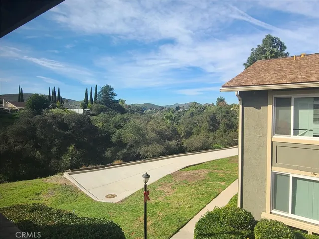 535 Serento, Thousand Oaks, California 91360
