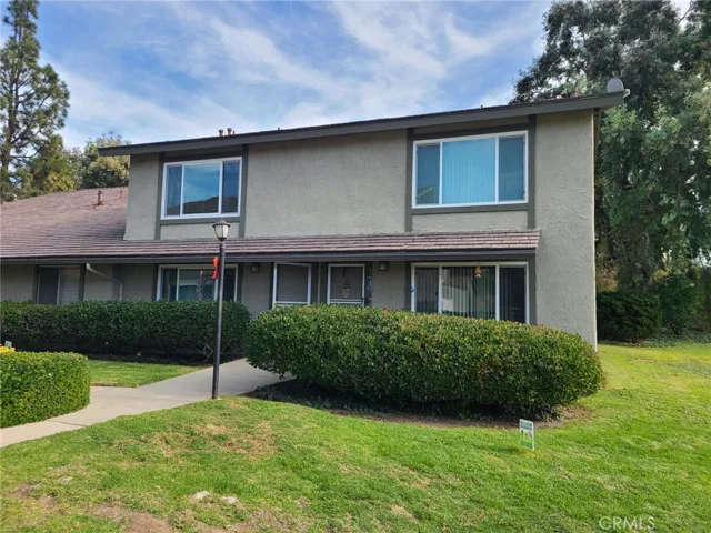 535 Serento, Thousand Oaks, California 91360