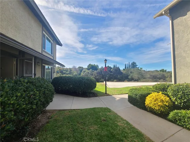 535 Serento, Thousand Oaks, California 91360