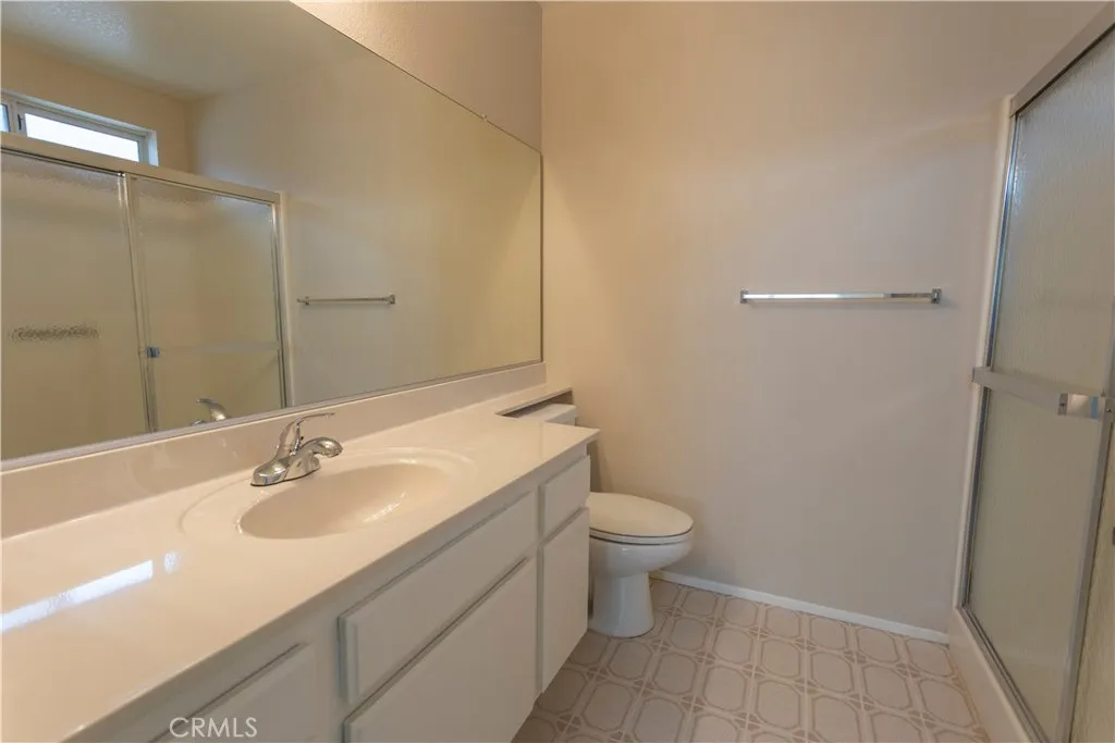 28050 Bavaria Drive, Menifee, California 92585 home-pic-14