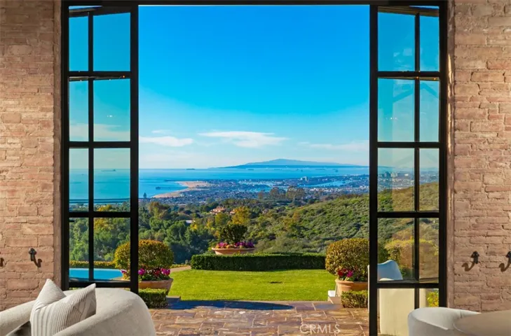 1 Clear Water, Newport Coast, California 92657