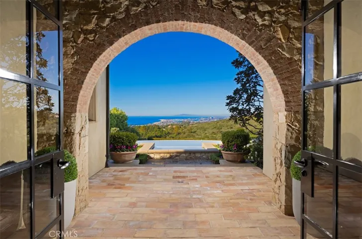 1 Clear Water, Newport Coast, California 92657
