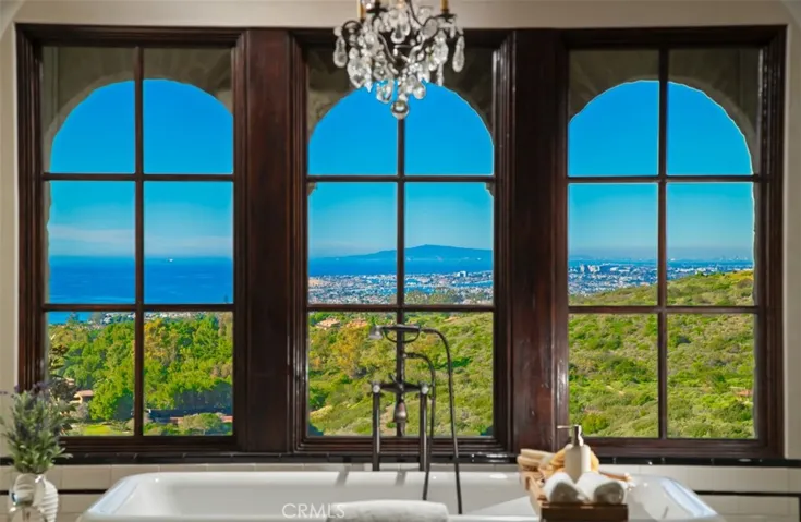 1 Clear Water, Newport Coast, California 92657