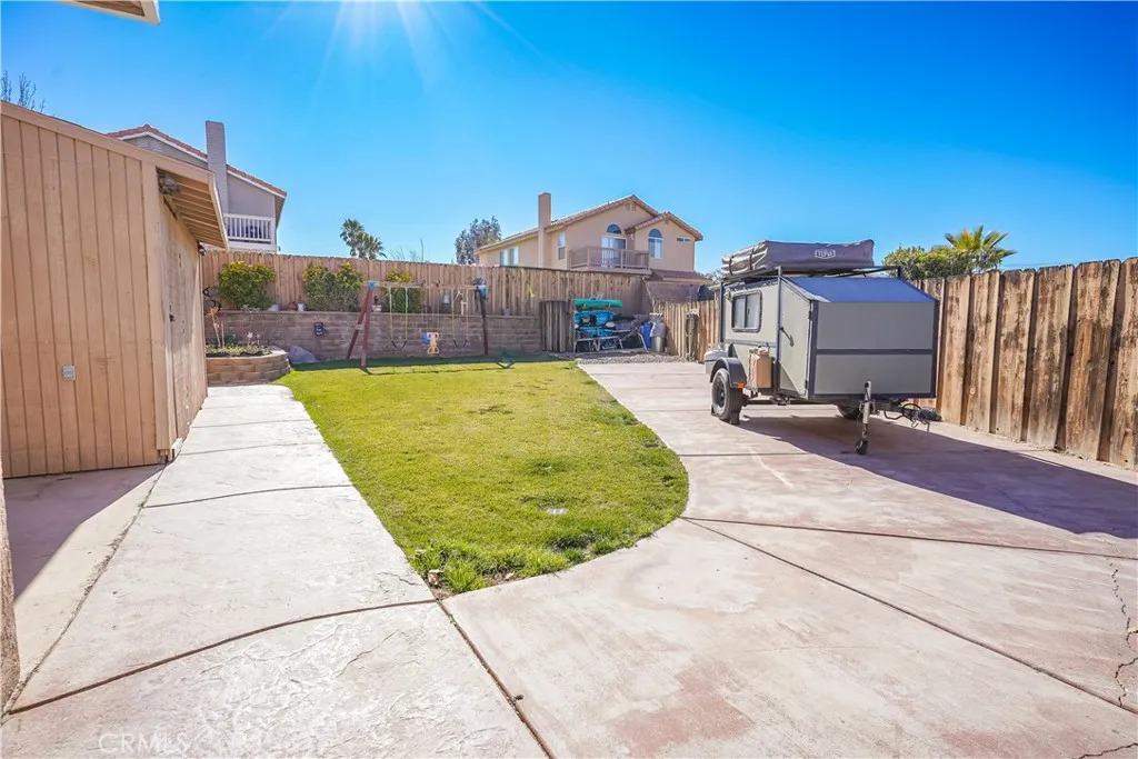12206 San Ysidro St., Victorville, California 92392 home-pic-27