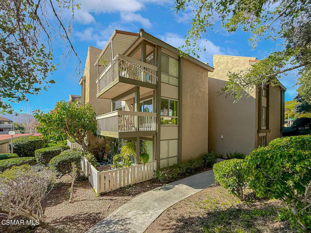 291 Sequoia Court 25, Thousand Oaks, California 91360 home-pic-4