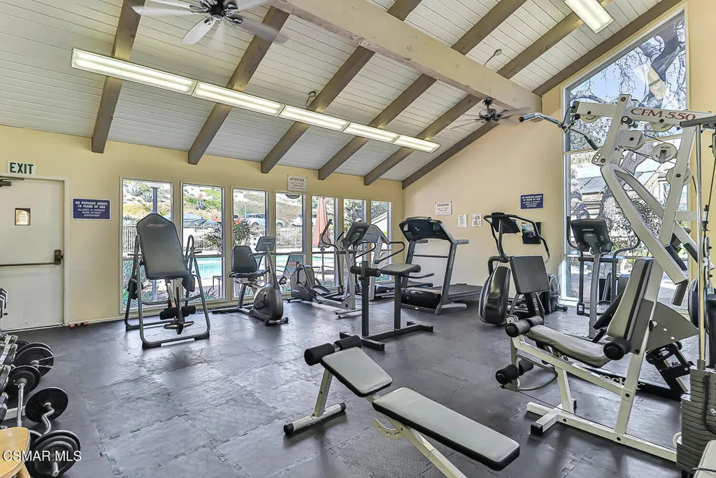 291 Sequoia Court 25, Thousand Oaks, California 91360 home-pic-34