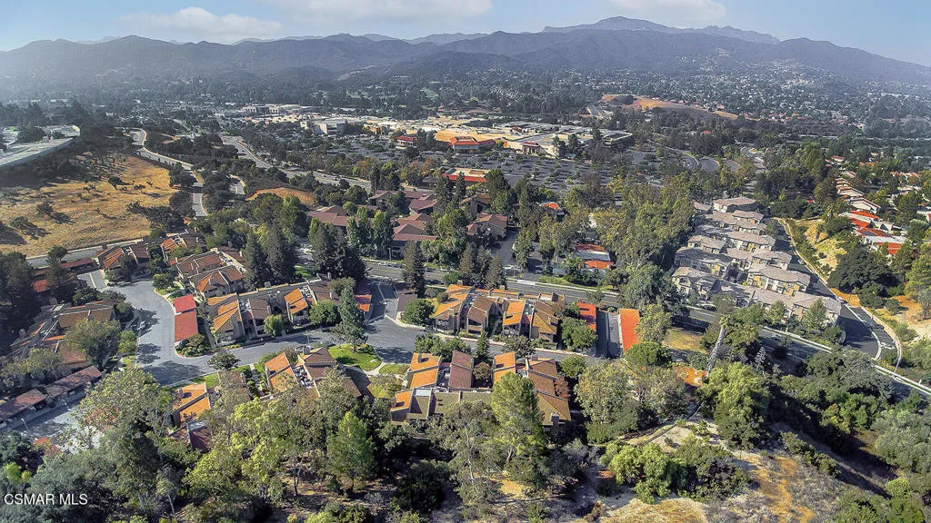 291 Sequoia Court 25, Thousand Oaks, California 91360 home-pic-39