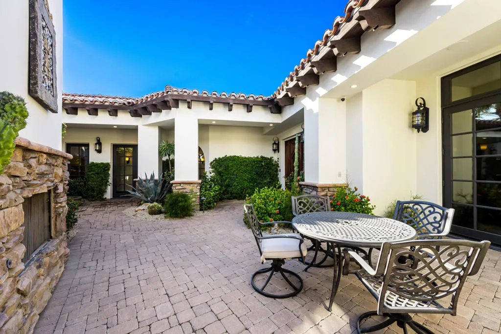 52465 Via Dona, La Quinta, California 92253 home-pic-7
