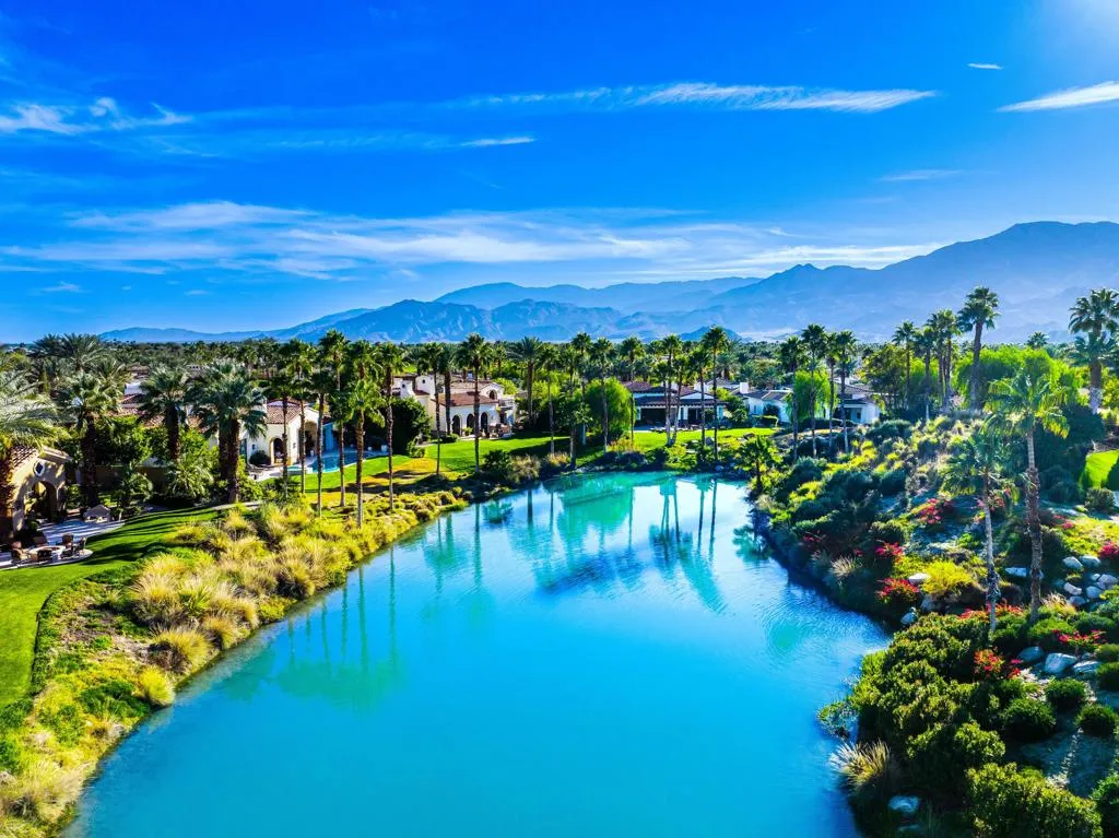52465 Via Dona, La Quinta, California 92253 home-pic-2