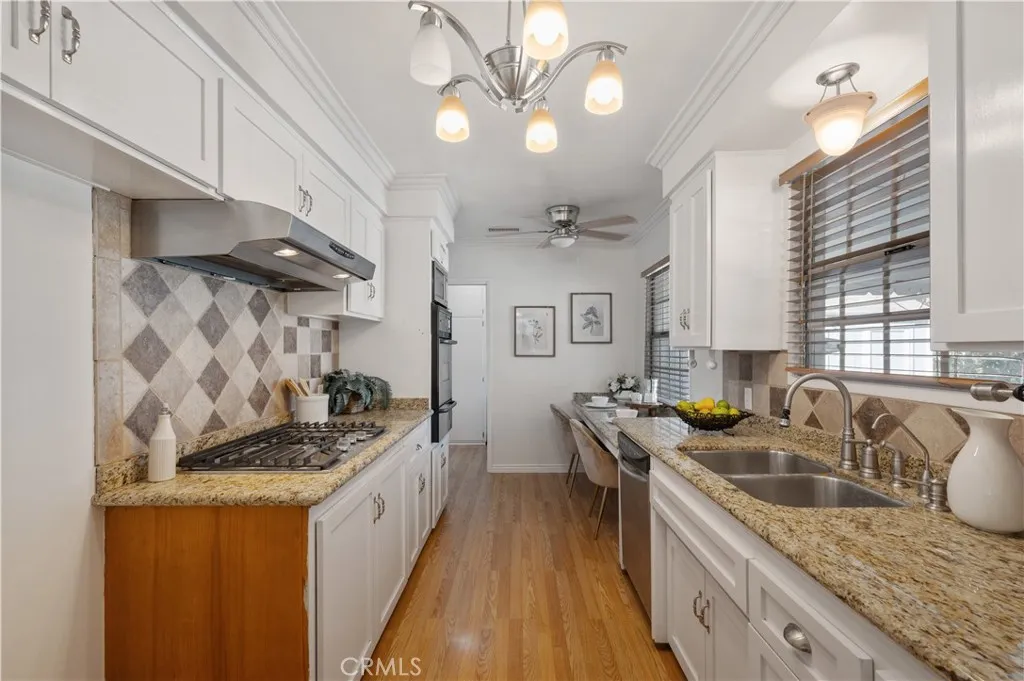 119 W Gladstone, Glendora, California 91740 home-pic-13