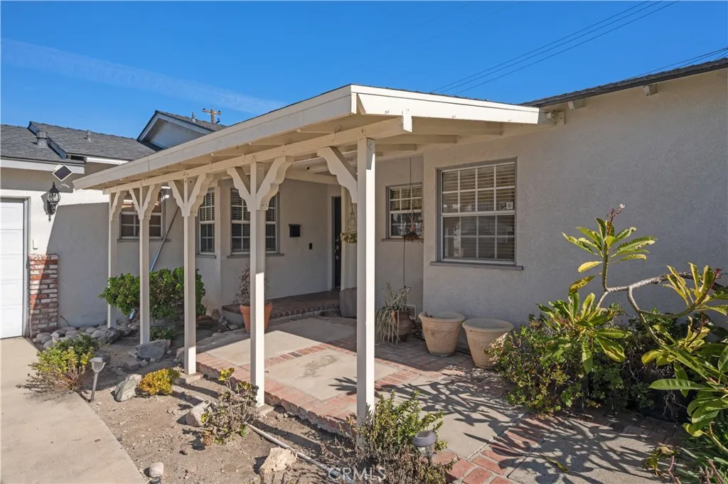 119 W Gladstone, Glendora, California 91740 home-pic-5