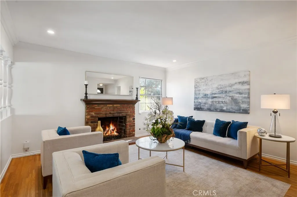 119 W Gladstone, Glendora, California 91740 home-pic-8