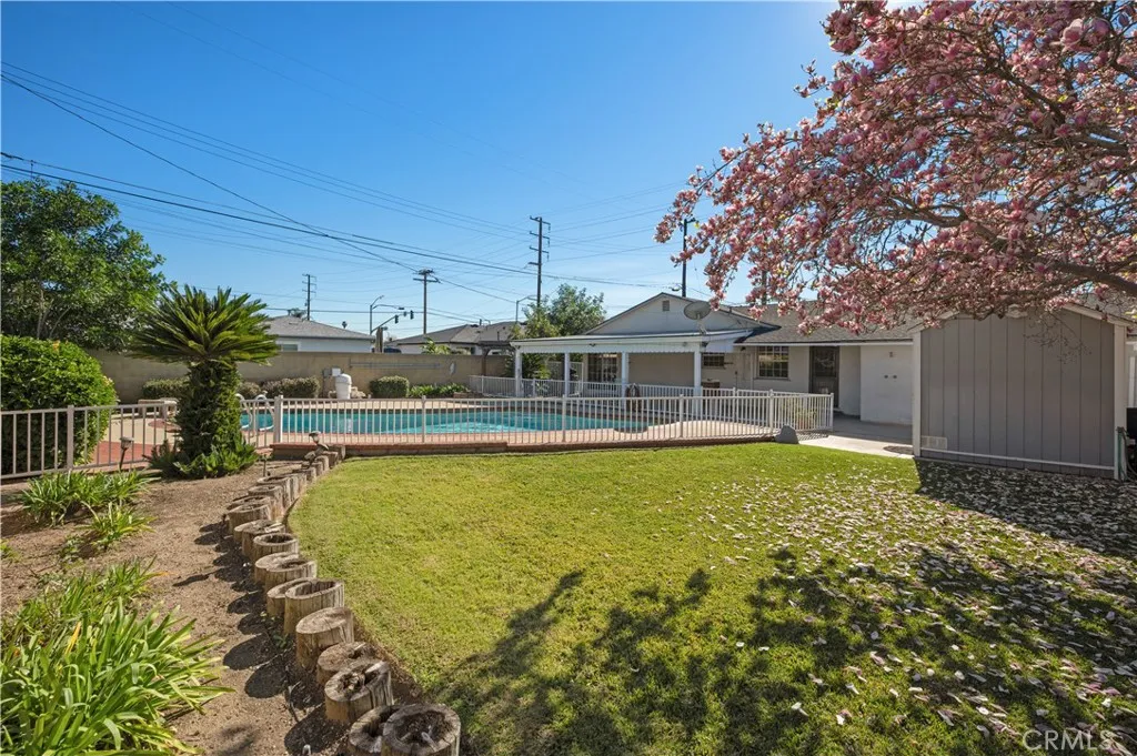 119 W Gladstone, Glendora, California 91740 home-pic-44