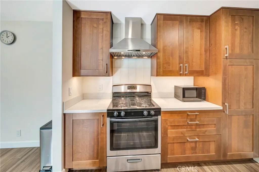5700 Etiwanda Avenue 280, Tarzana, California 91356 home-pic-6