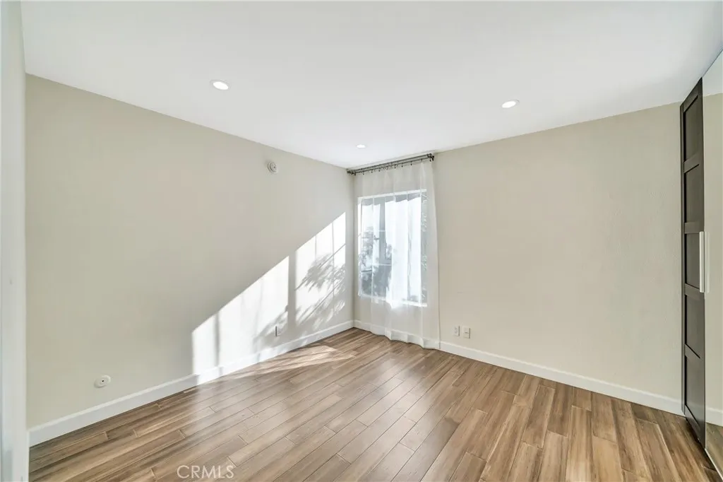 5700 Etiwanda Avenue 280, Tarzana, California 91356 home-pic-20