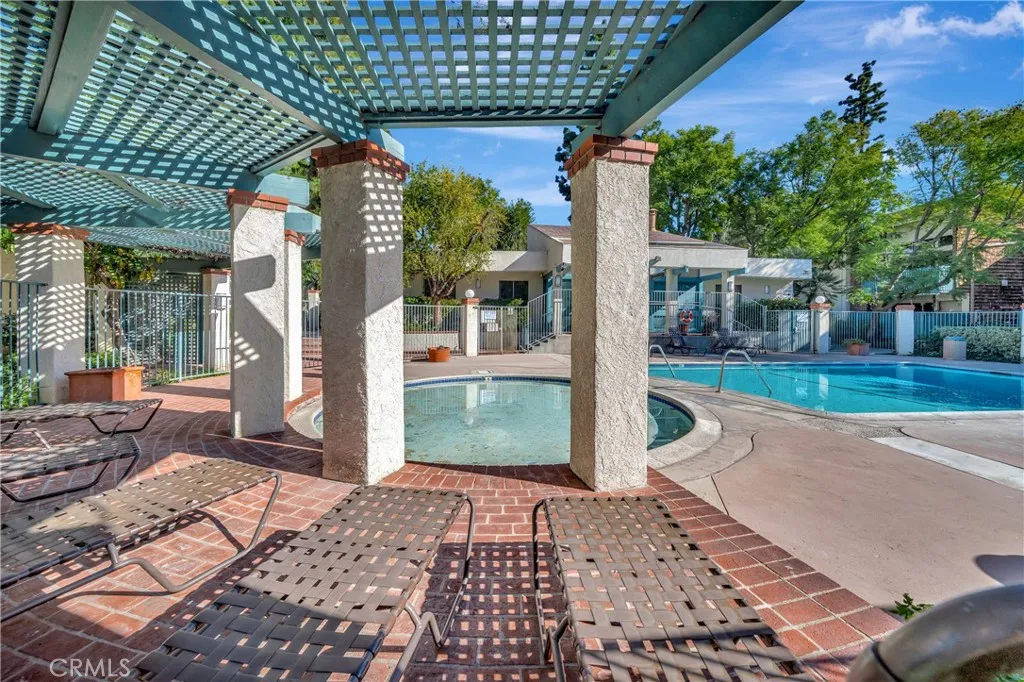 5700 Etiwanda Avenue 280, Tarzana, California 91356 home-pic-29