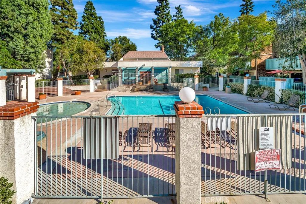 5700 Etiwanda Avenue 280, Tarzana, California 91356 home-pic-32