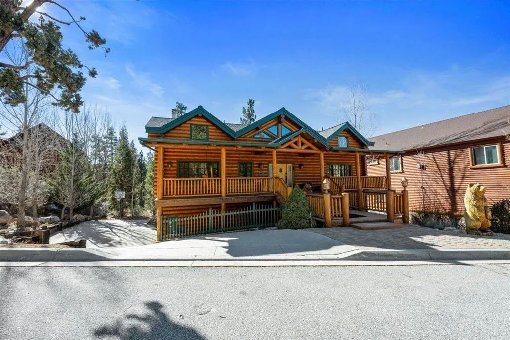 42279 Castle Crag Road, Big Bear, California 92315 home-pic-5