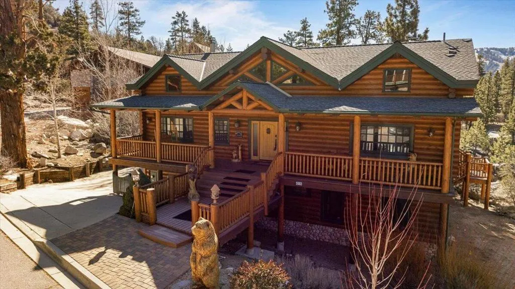 42279 Castle Crag Road, Big Bear, California 92315 home-pic-2