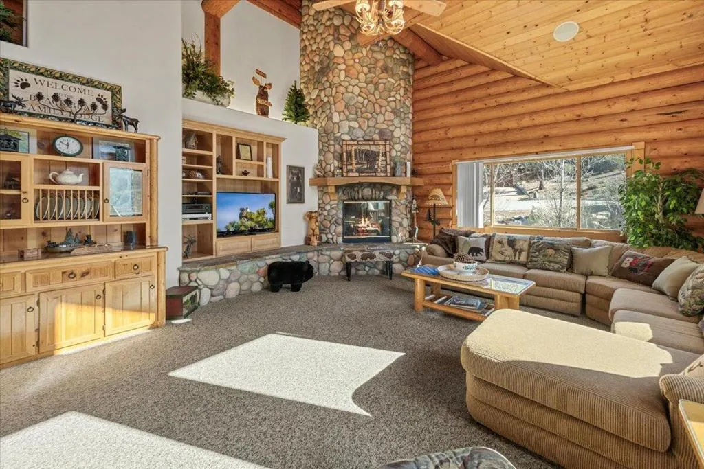 42279 Castle Crag Road, Big Bear, California 92315 home-pic-15